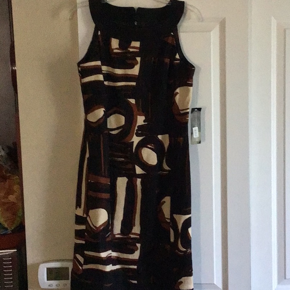 Jones of New York Dress. Brown and  Cooper tones.